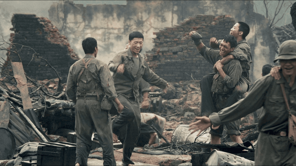 review phim mưa đỏ